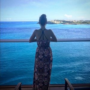 Paisley patterned dress with front button at chest